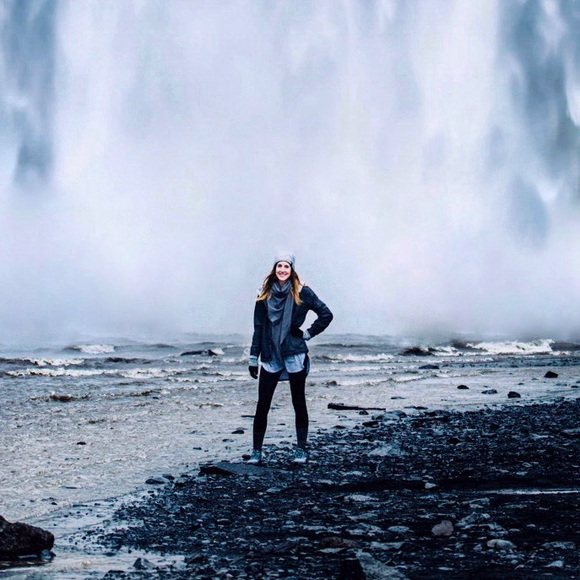 Meet your Posher, Tamara - Picture 1 of 3